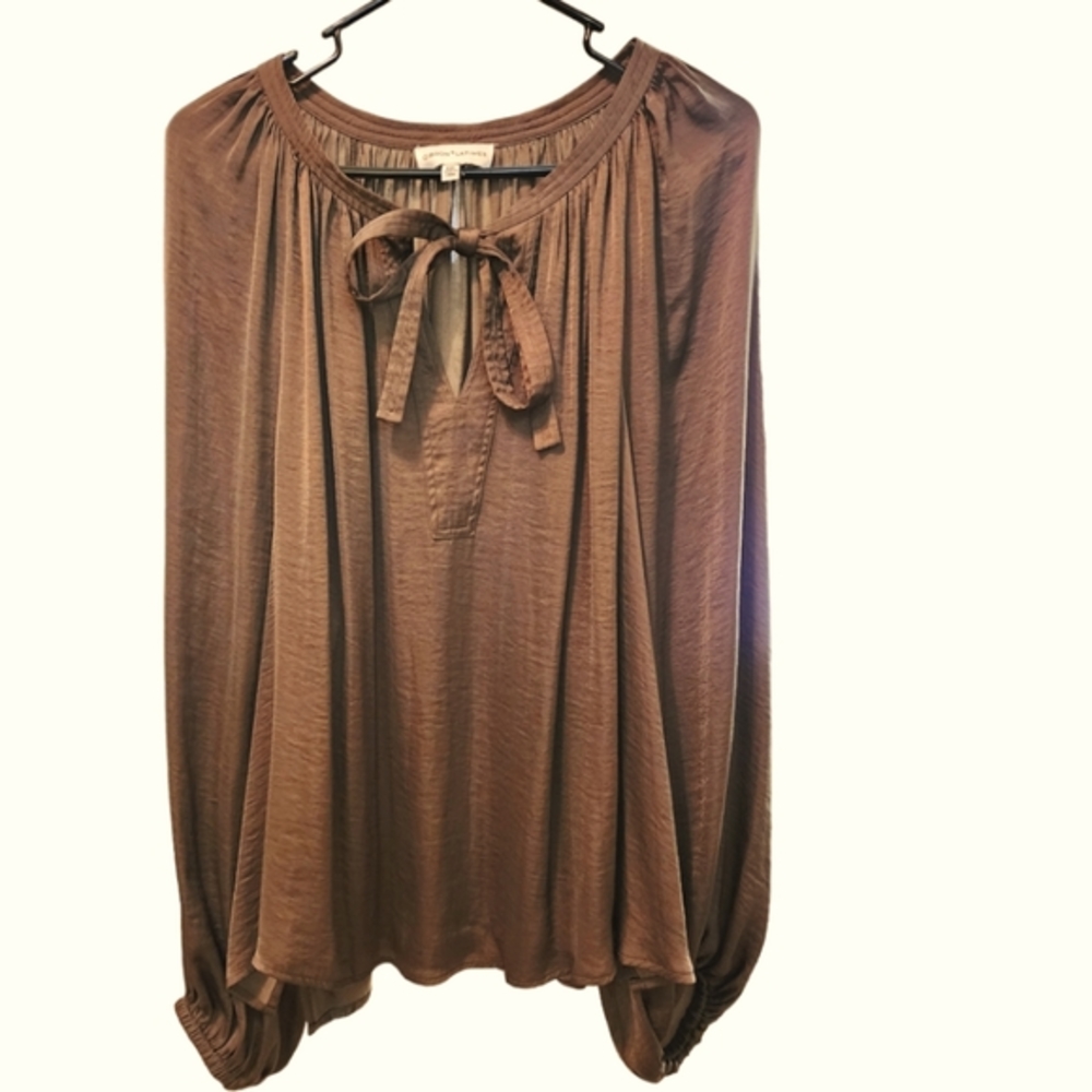 Gibson Latimer Satin Tie Front Split Round Neck Long Peasant Sleeve Woven Top